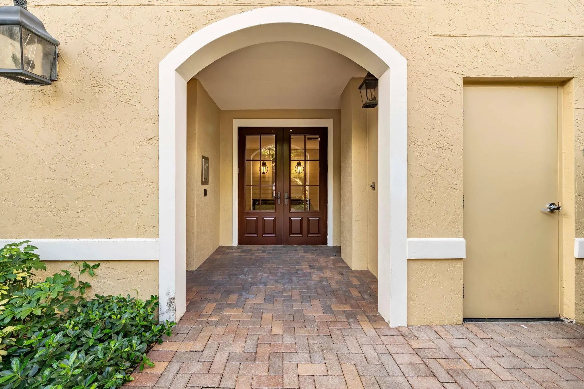 3940 N Flagler Drive, #101