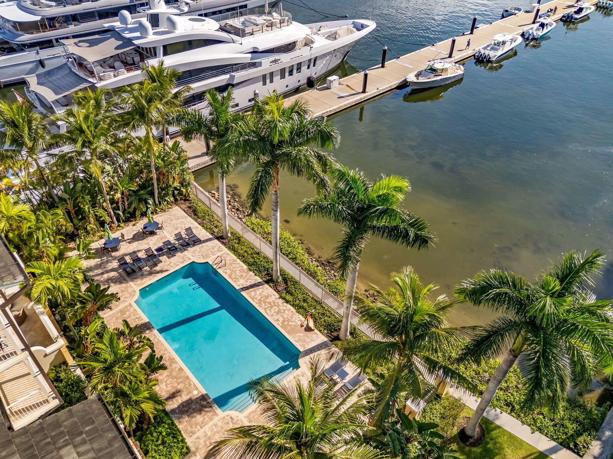 3940 N Flagler Drive, #101