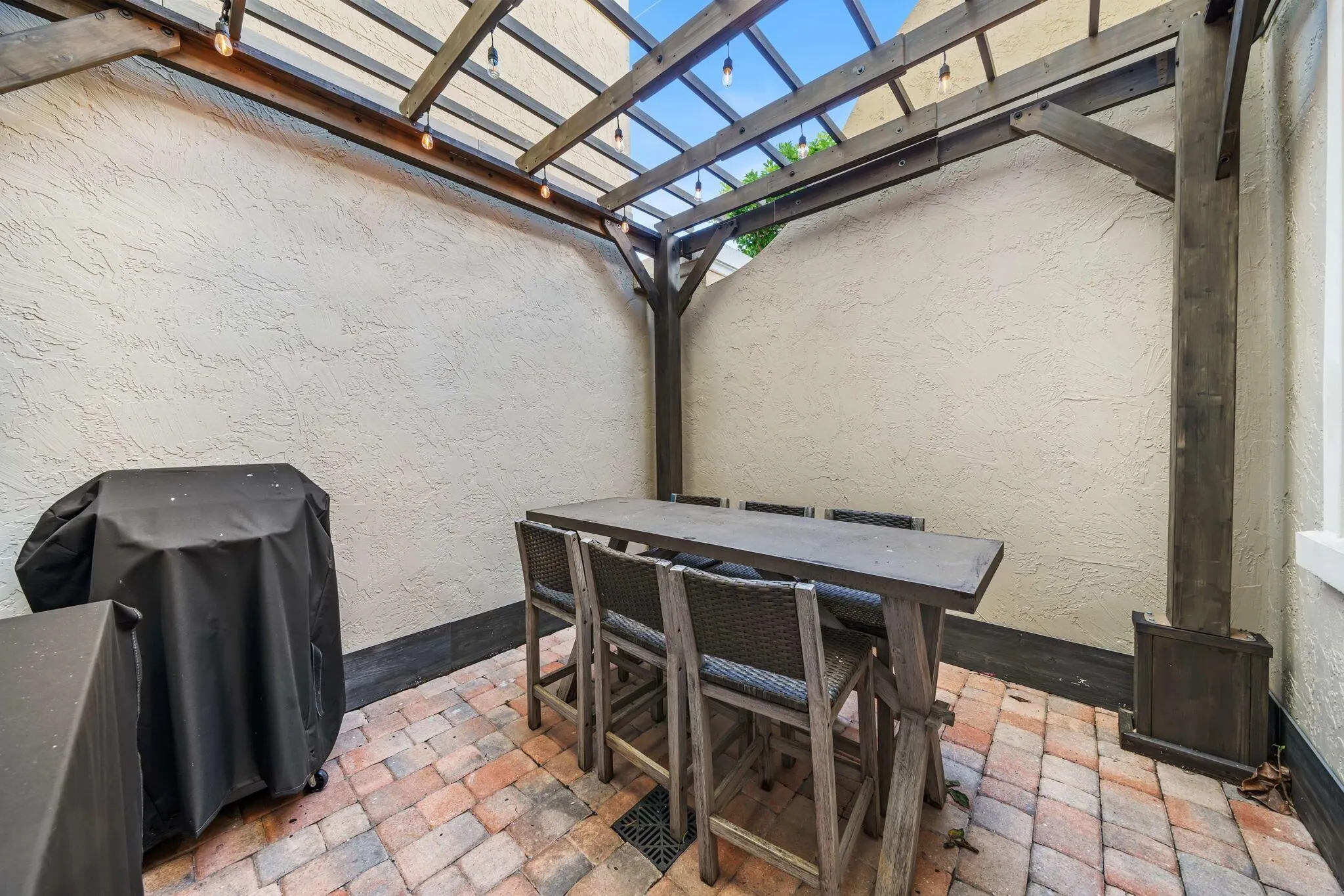 3940 N Flagler Drive, #101