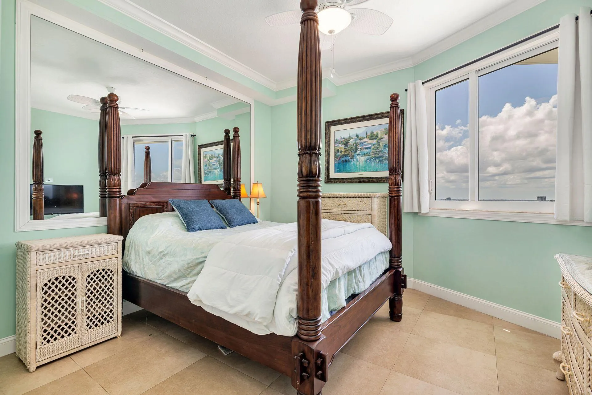 1551 N Flagler Drive, #Uph 10