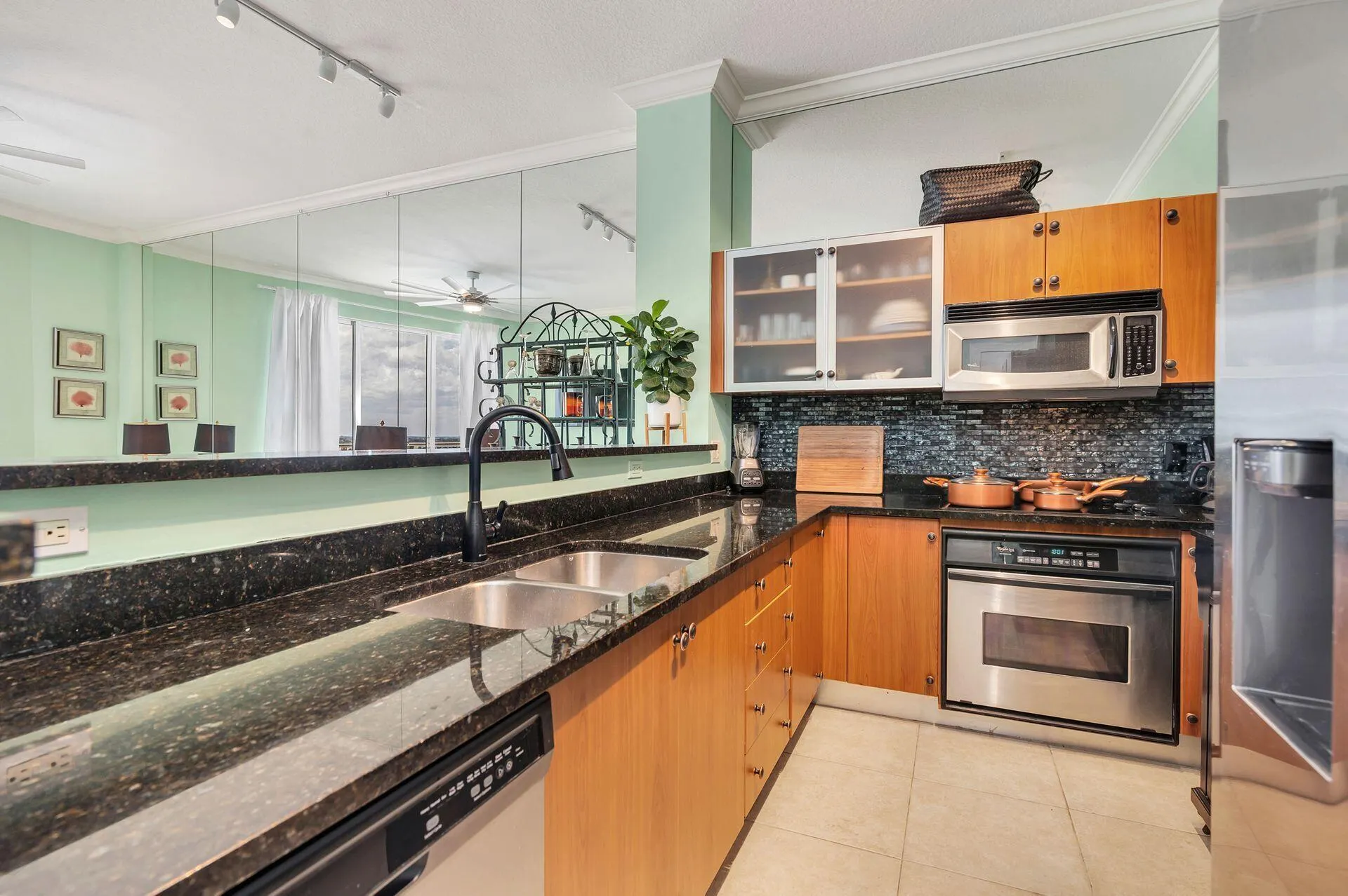 1551 N Flagler Drive, #Uph 10