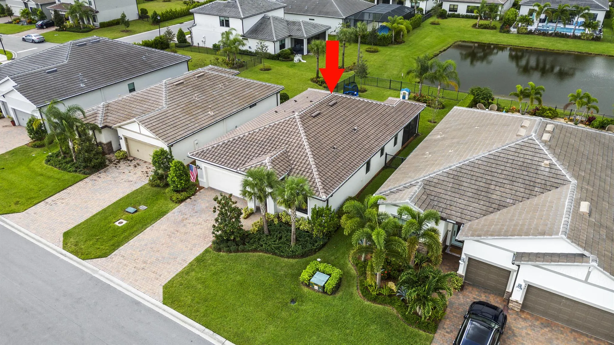 636 SE Boboli Way