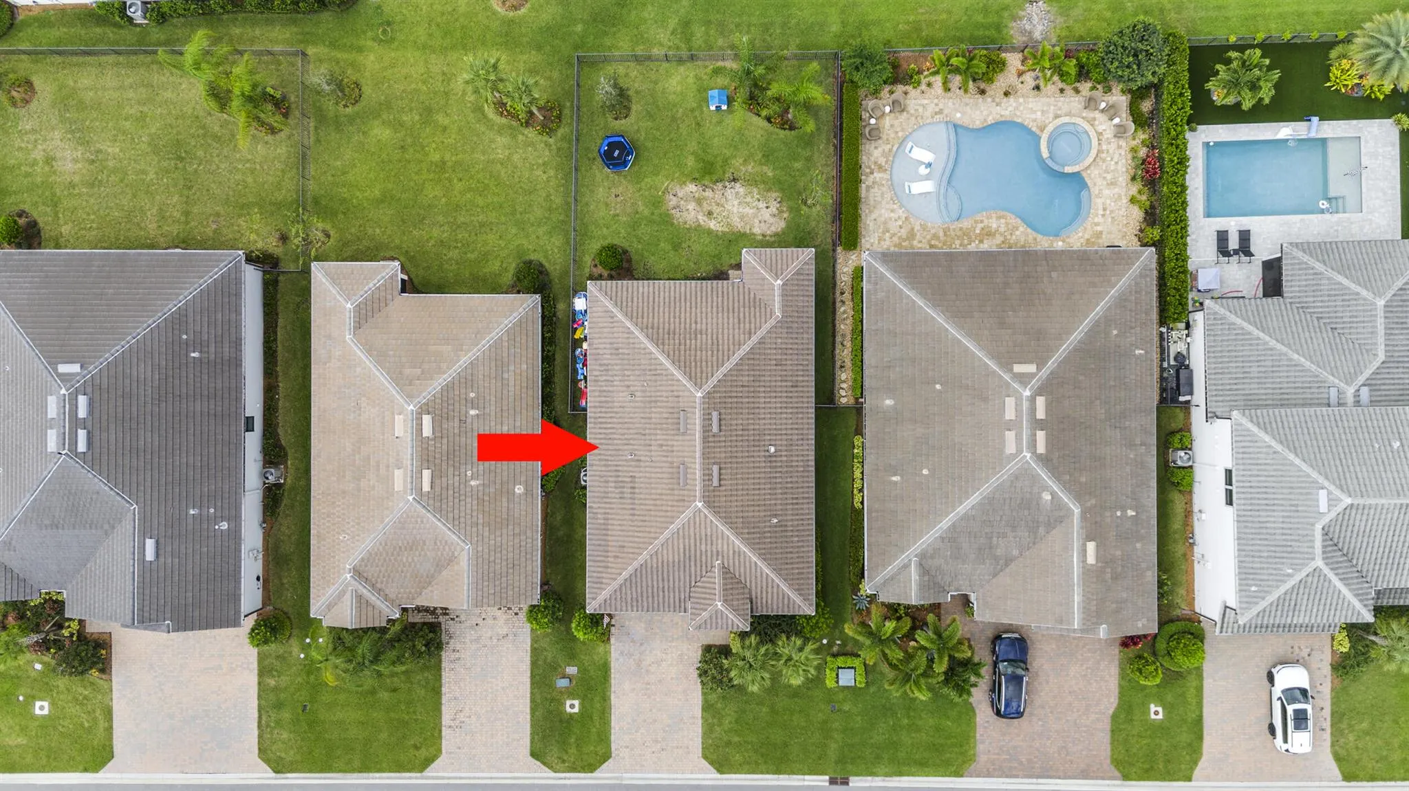 636 SE Boboli Way