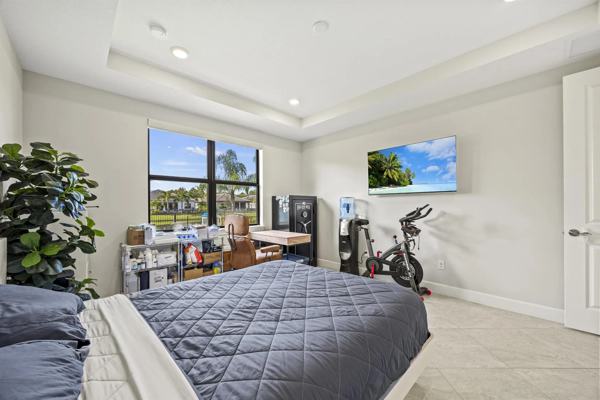 636 SE Boboli Way