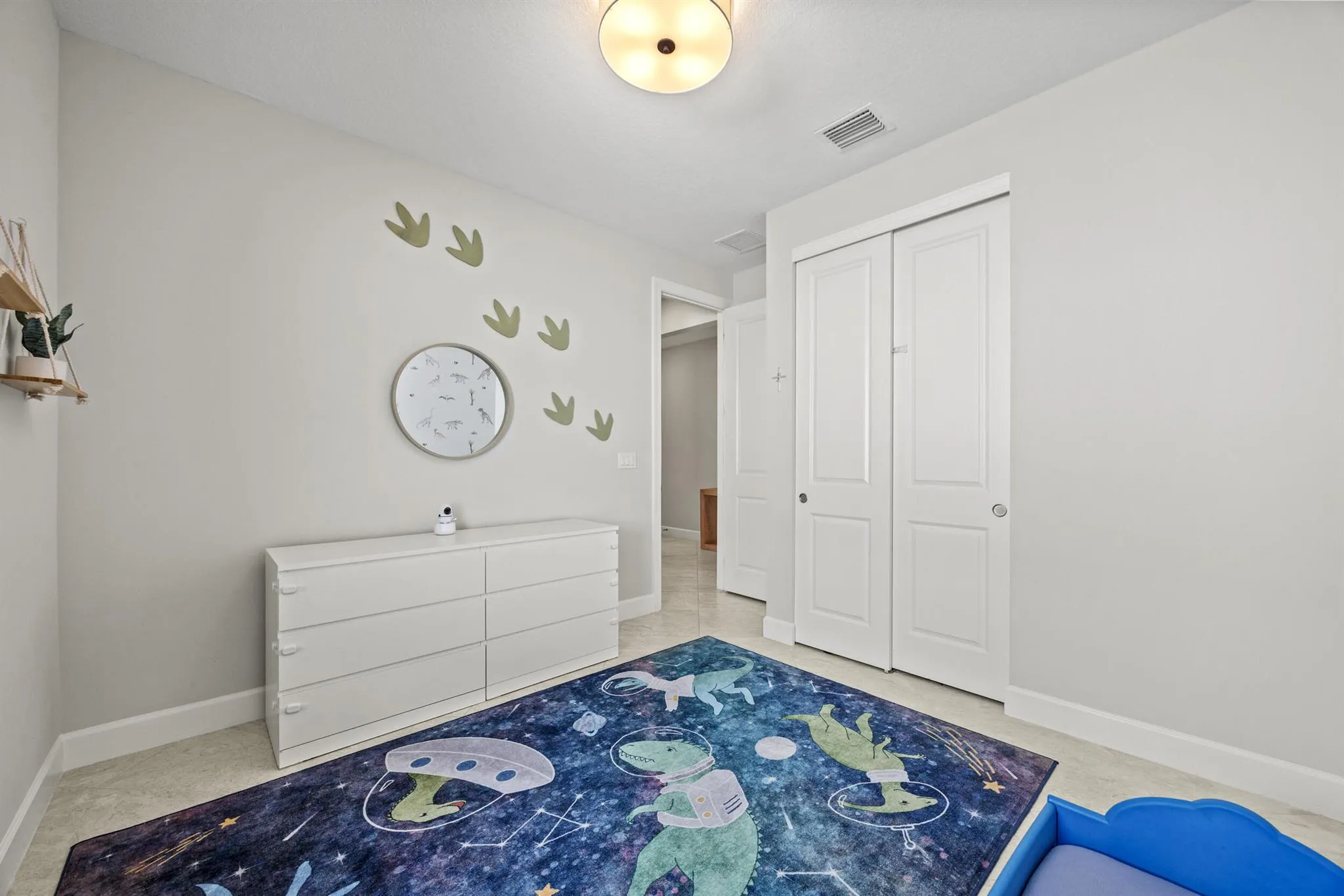 636 SE Boboli Way