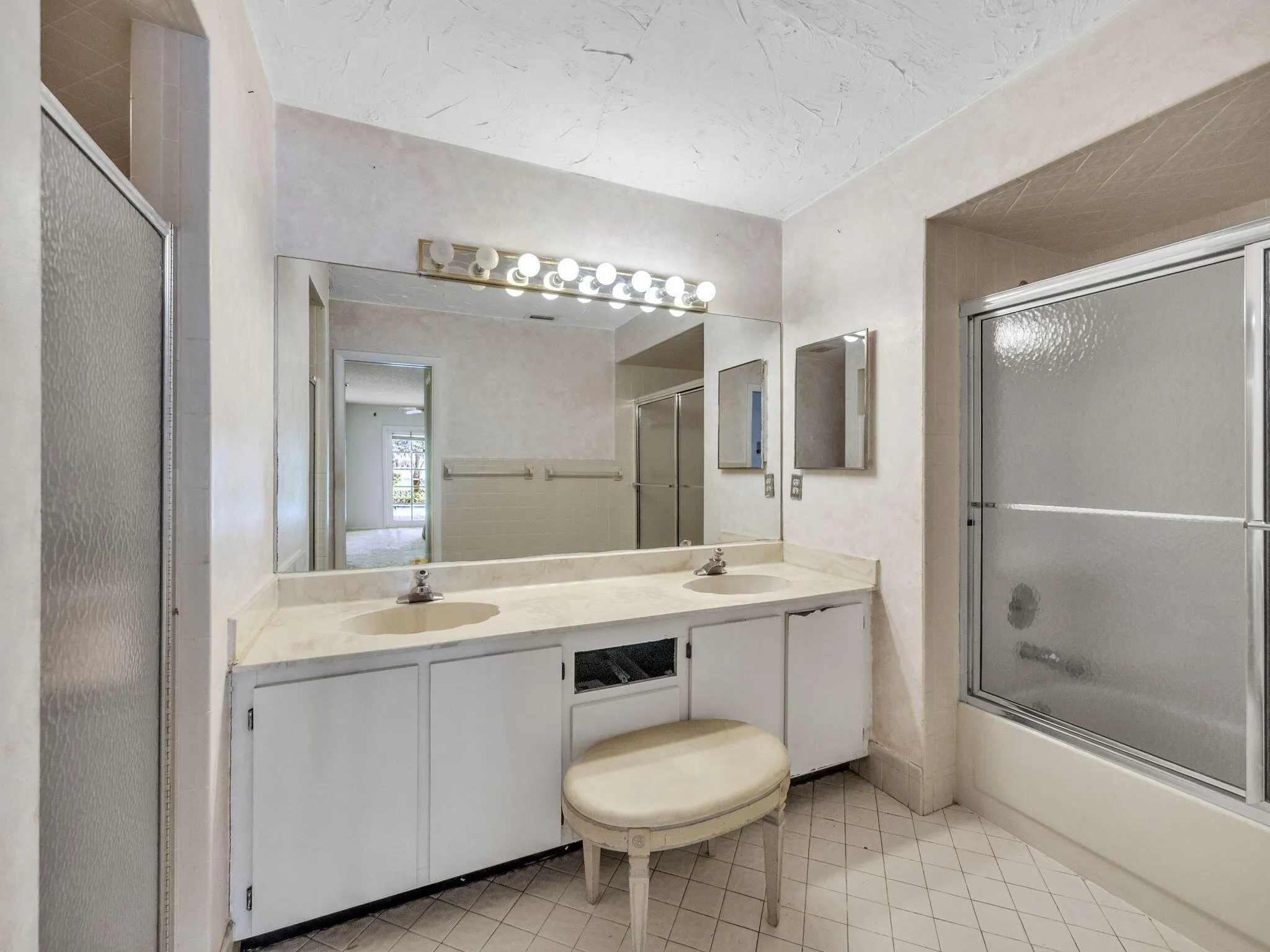 21317 Chinaberry Drive