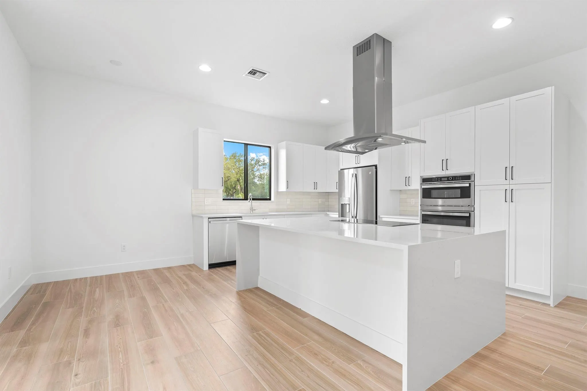 1450 SW 23rd Street