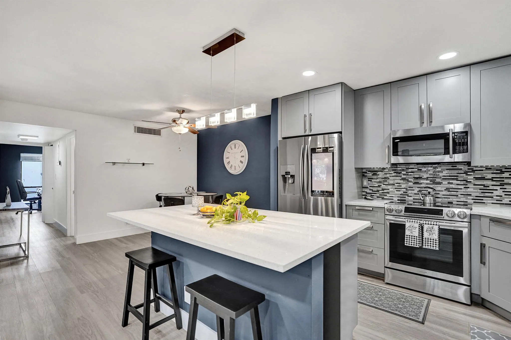2395 Jaeger Drive, #5c