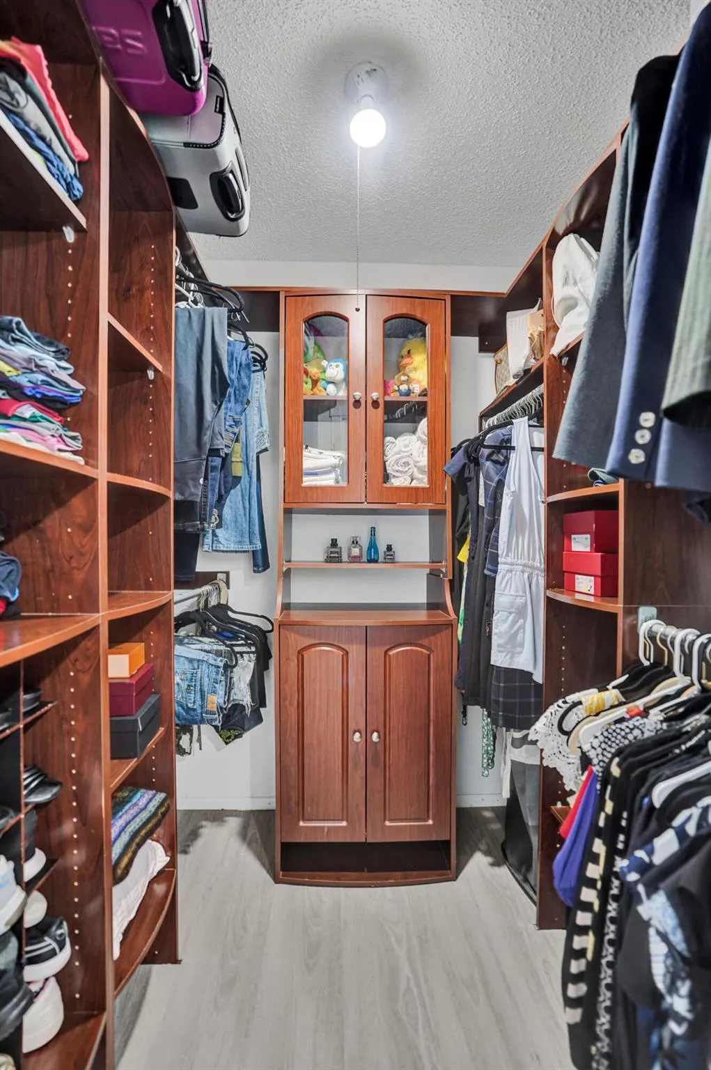 2395 Jaeger Drive, #5c