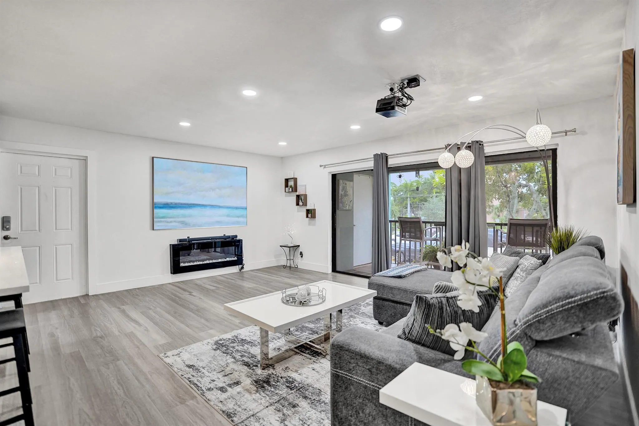 2395 Jaeger Drive, #5c