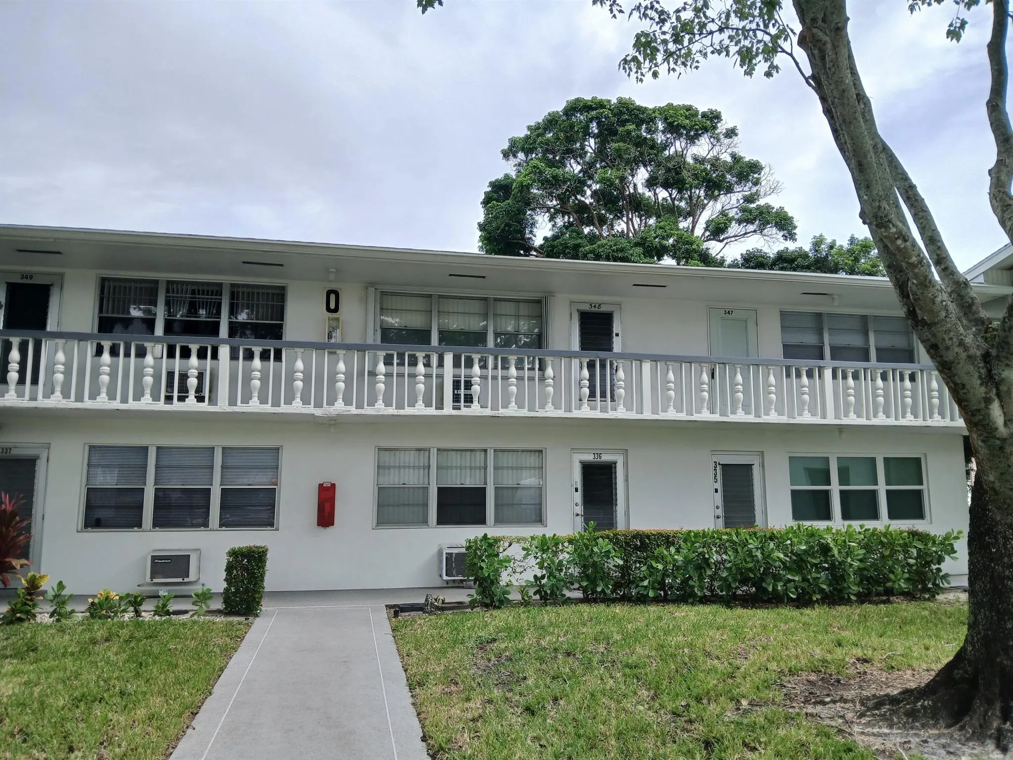 348 Windsor O