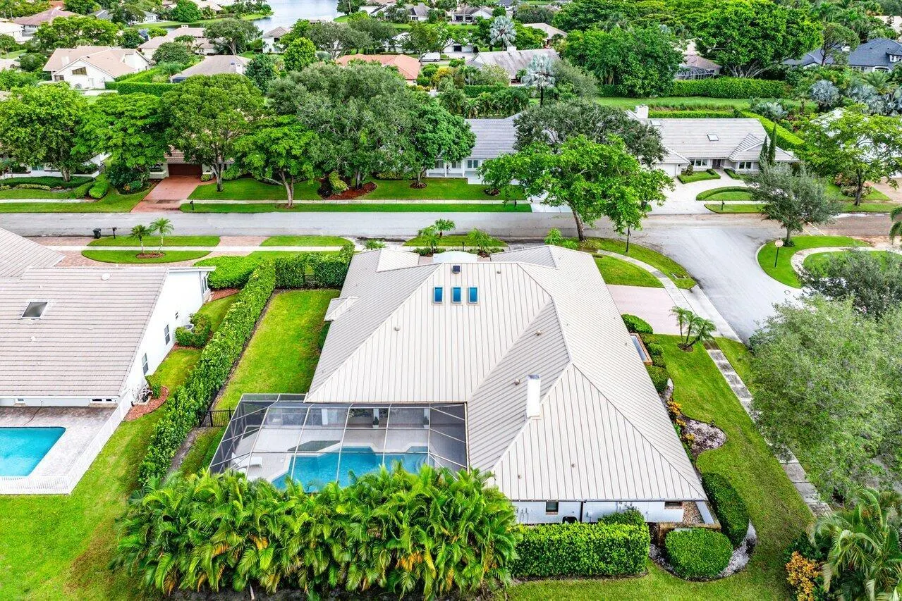 3050 St James Drive