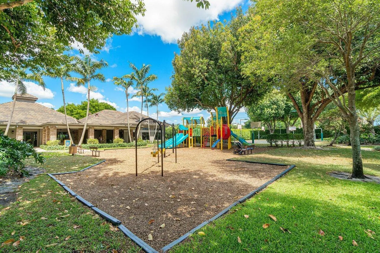 3050 St James Drive