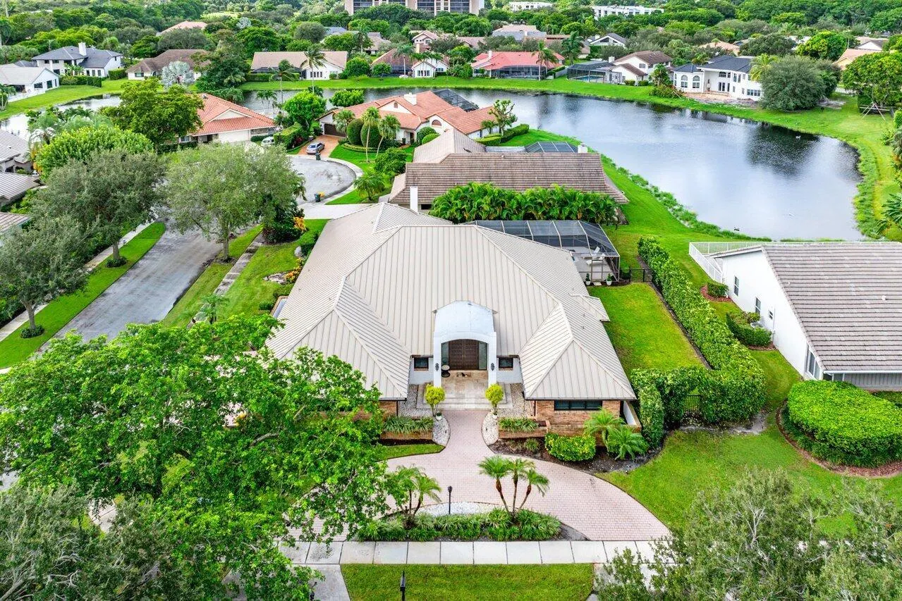 3050 St James Drive