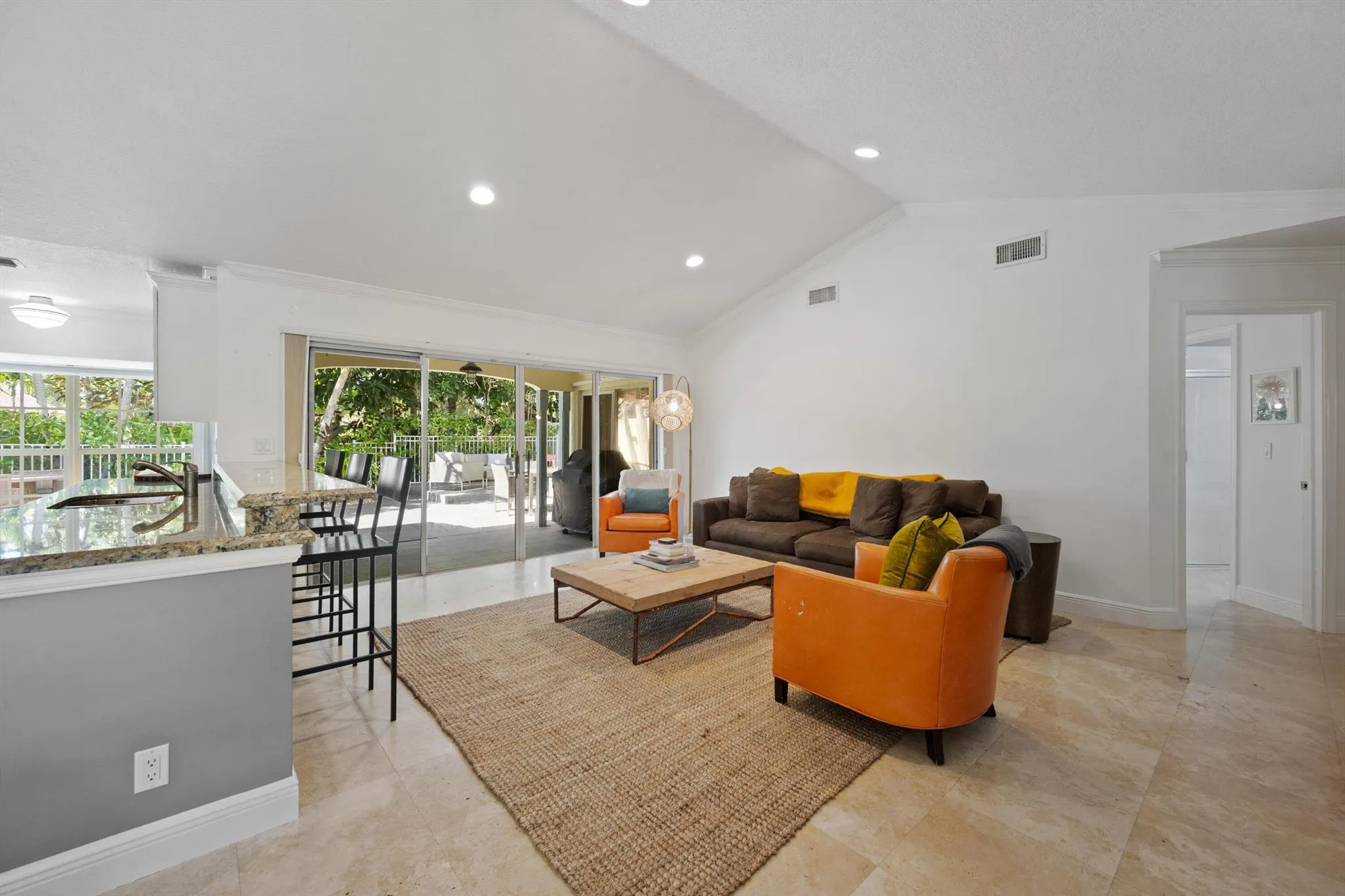 2244 Las Casitas Drive