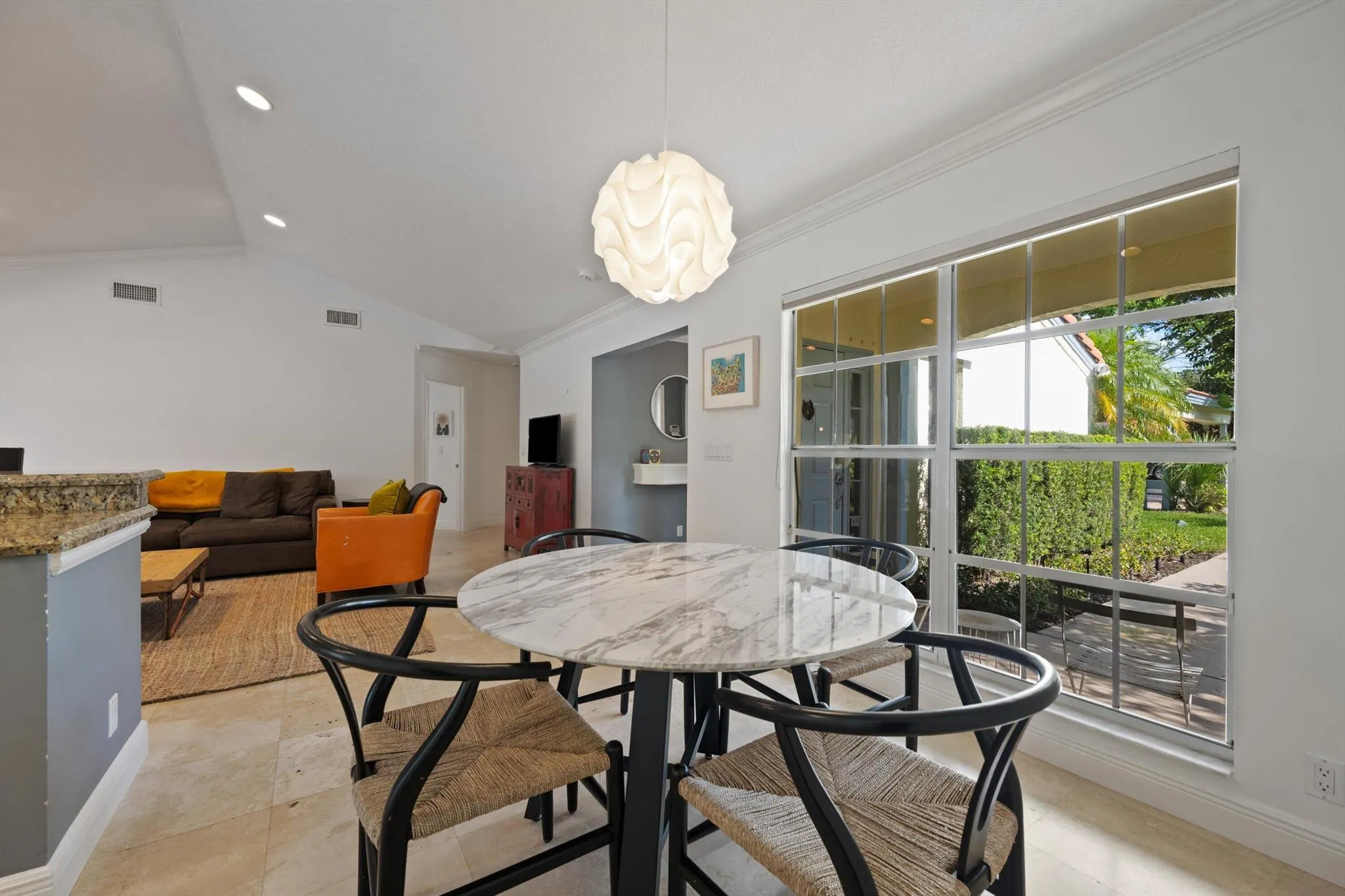 2244 Las Casitas Drive