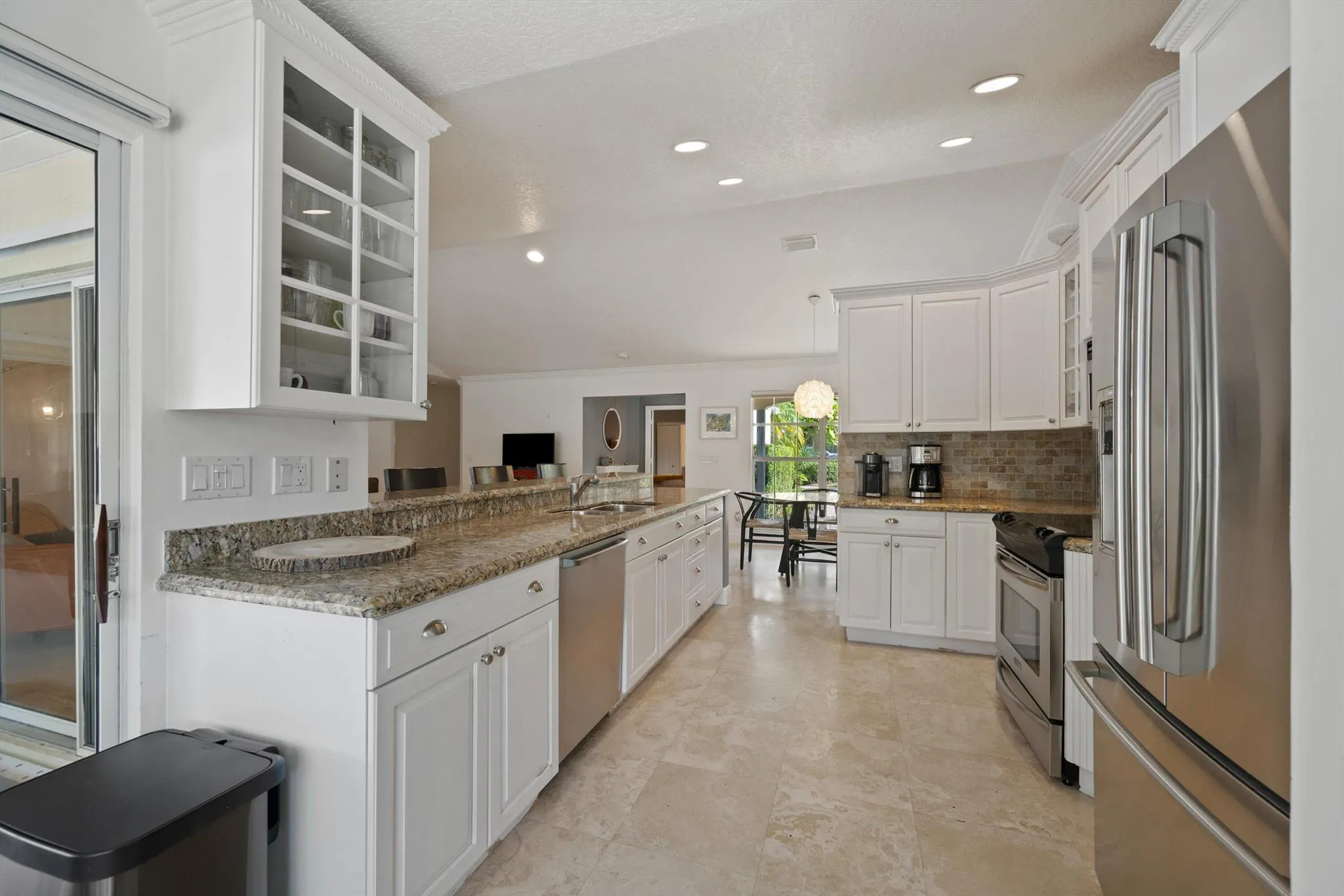 2244 Las Casitas Drive