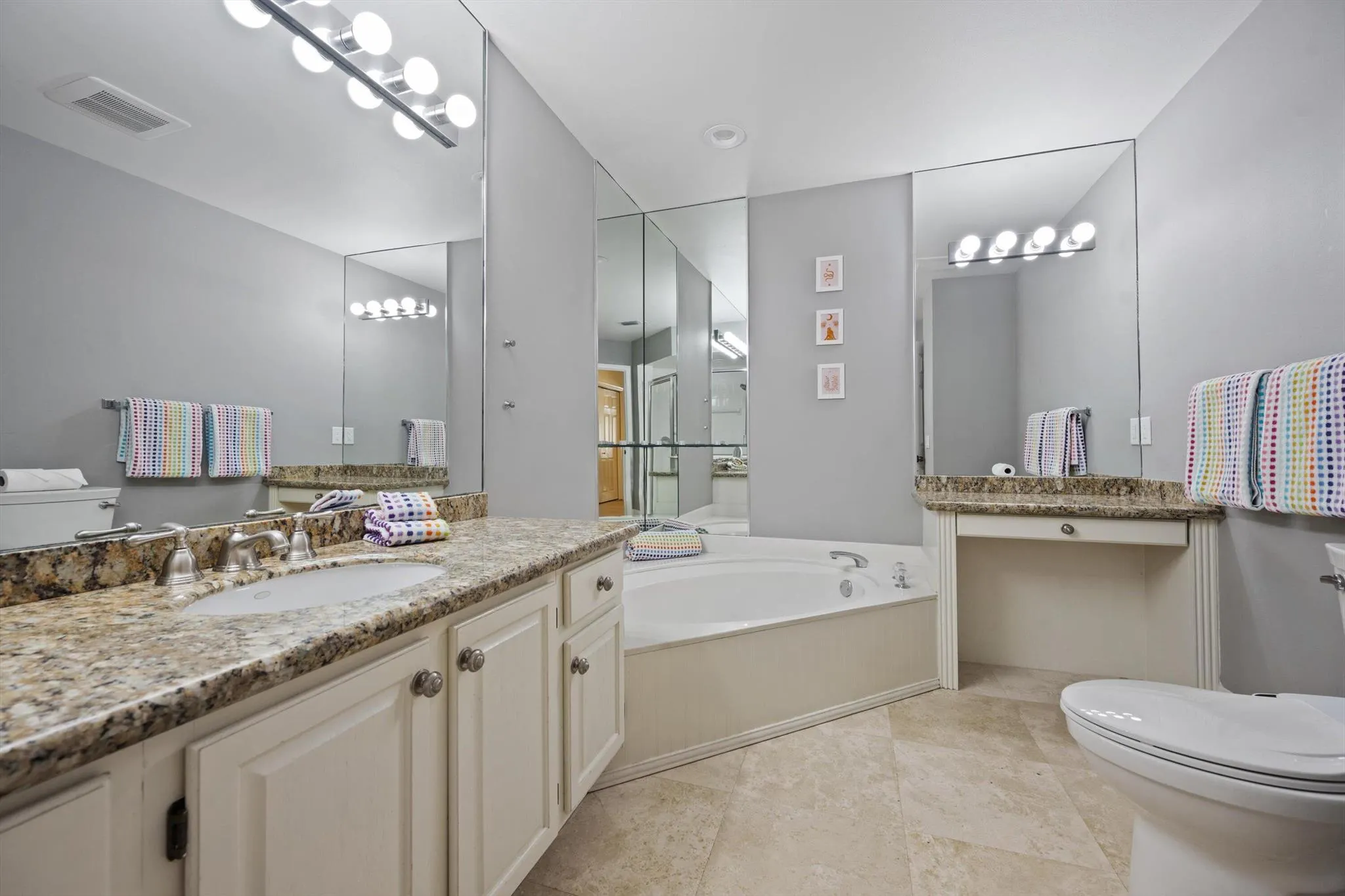 2244 Las Casitas Drive