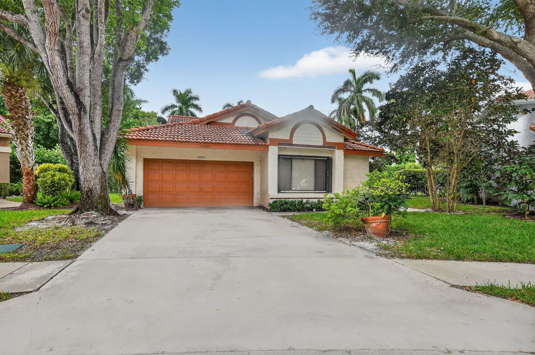 20803 Cabrillo Way