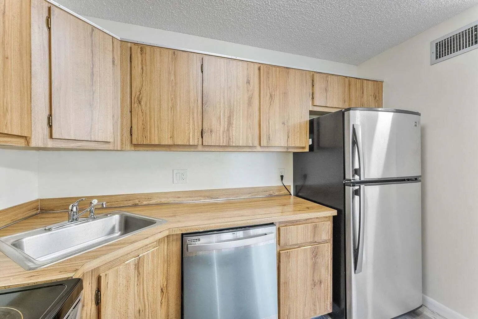 4787 Sable Pine Circle, #B2