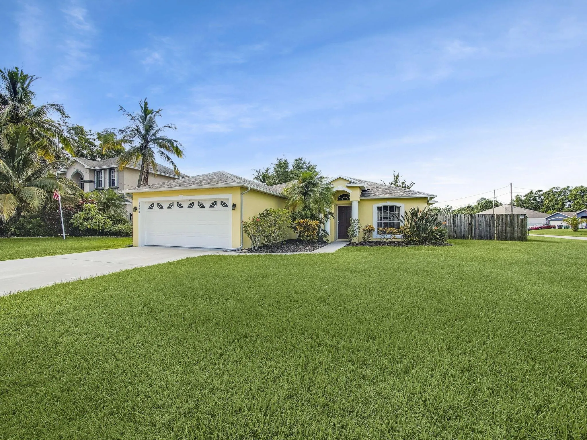 5323 NW Perez Court