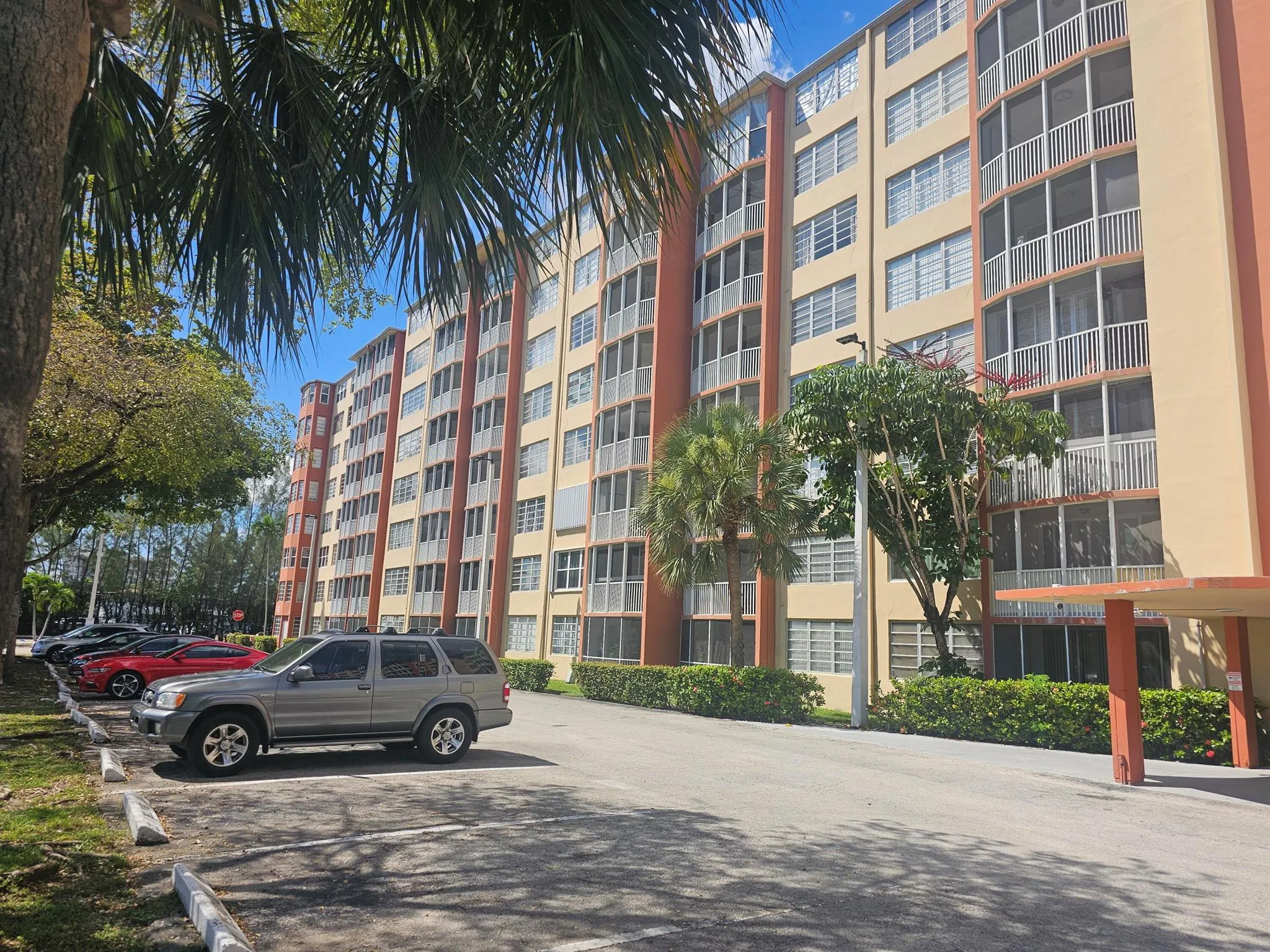 1780 NE 191st Street, #608-2
