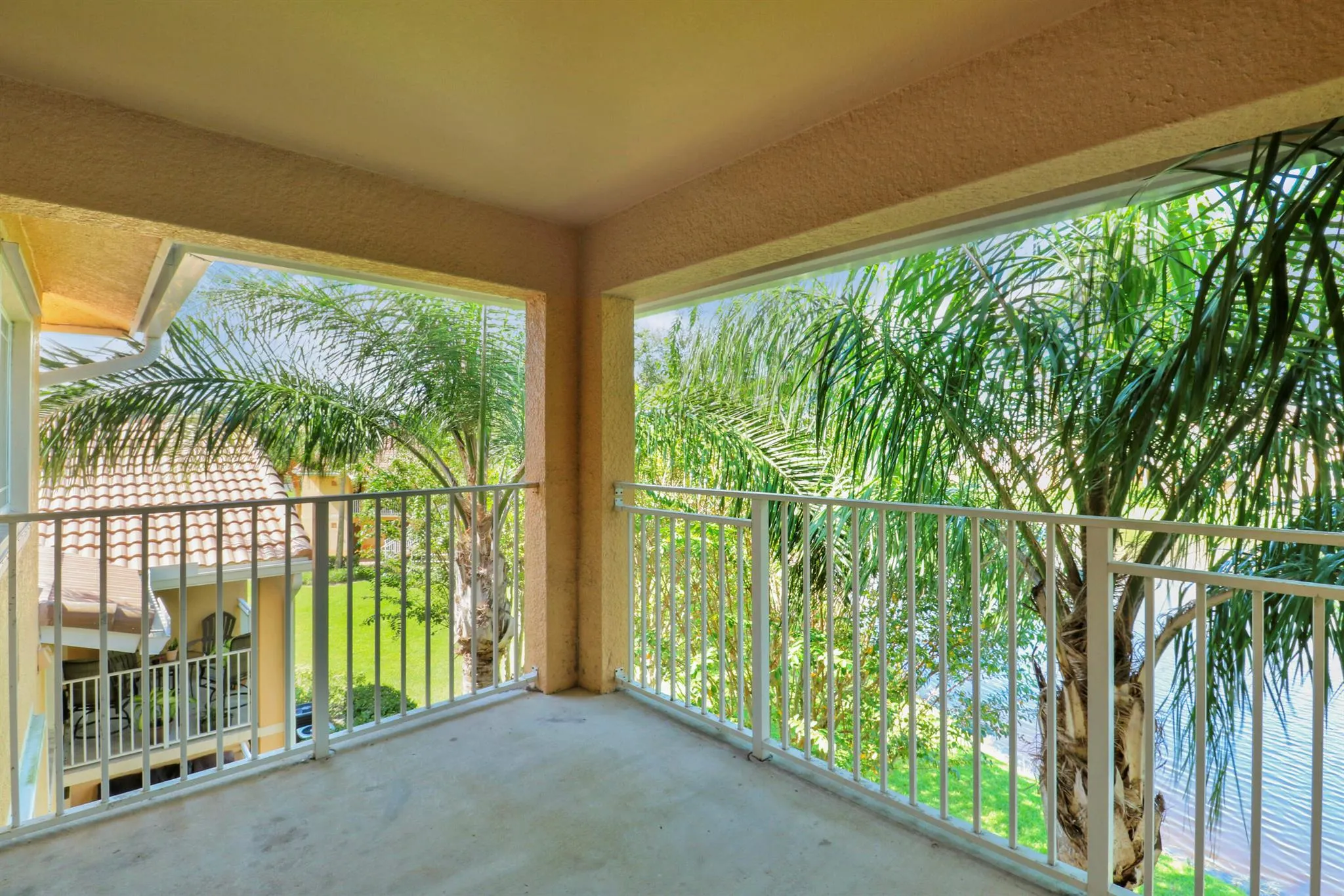 181 SW Palm Drive, #304