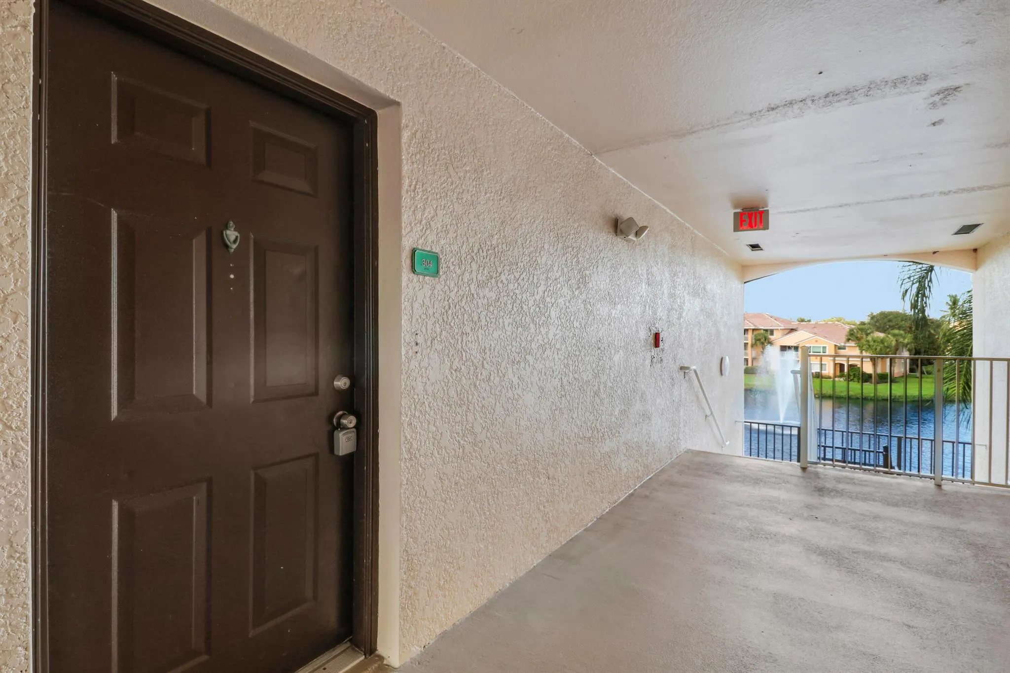 181 SW Palm Drive, #304