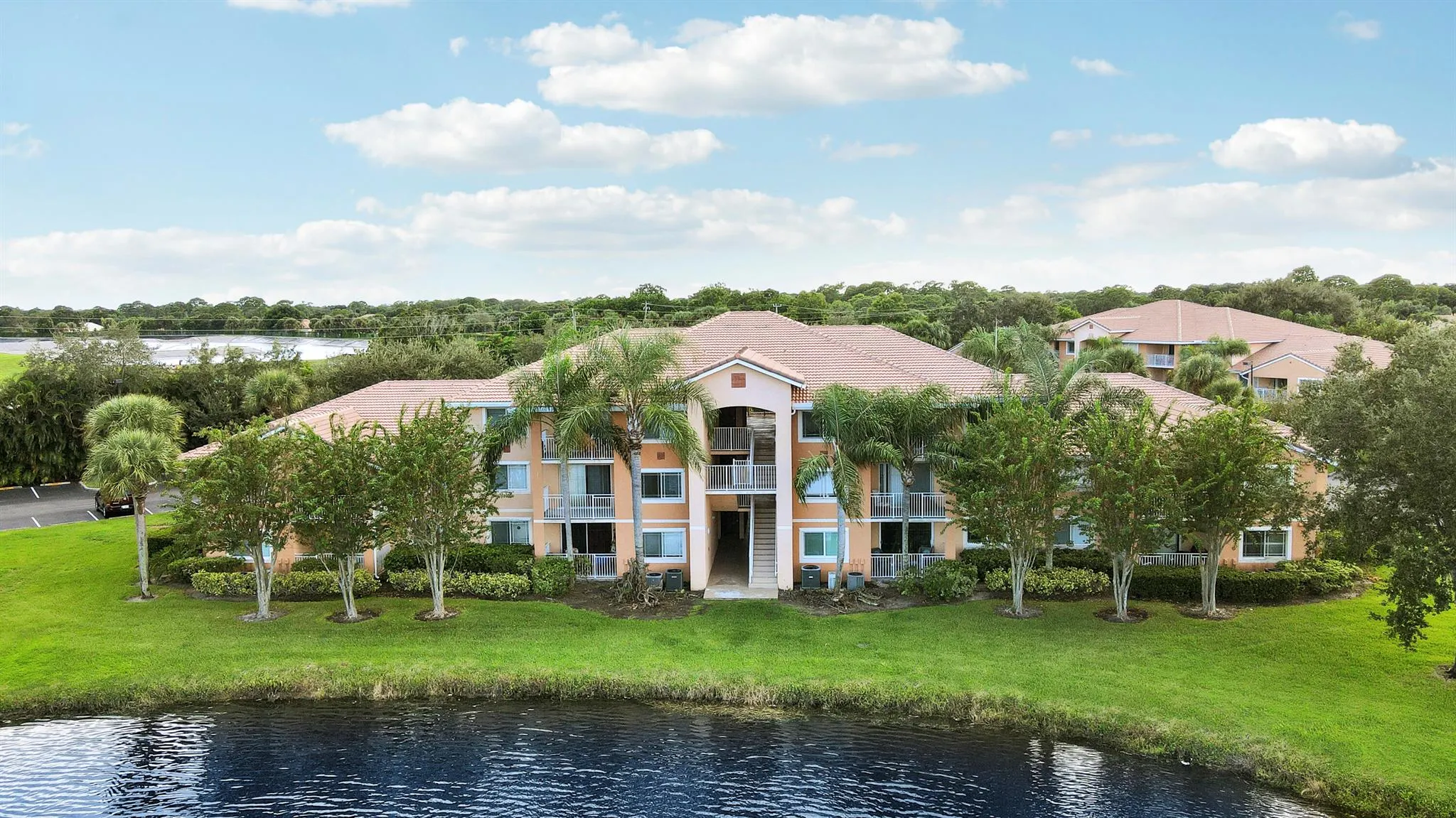 181 SW Palm Drive, #304