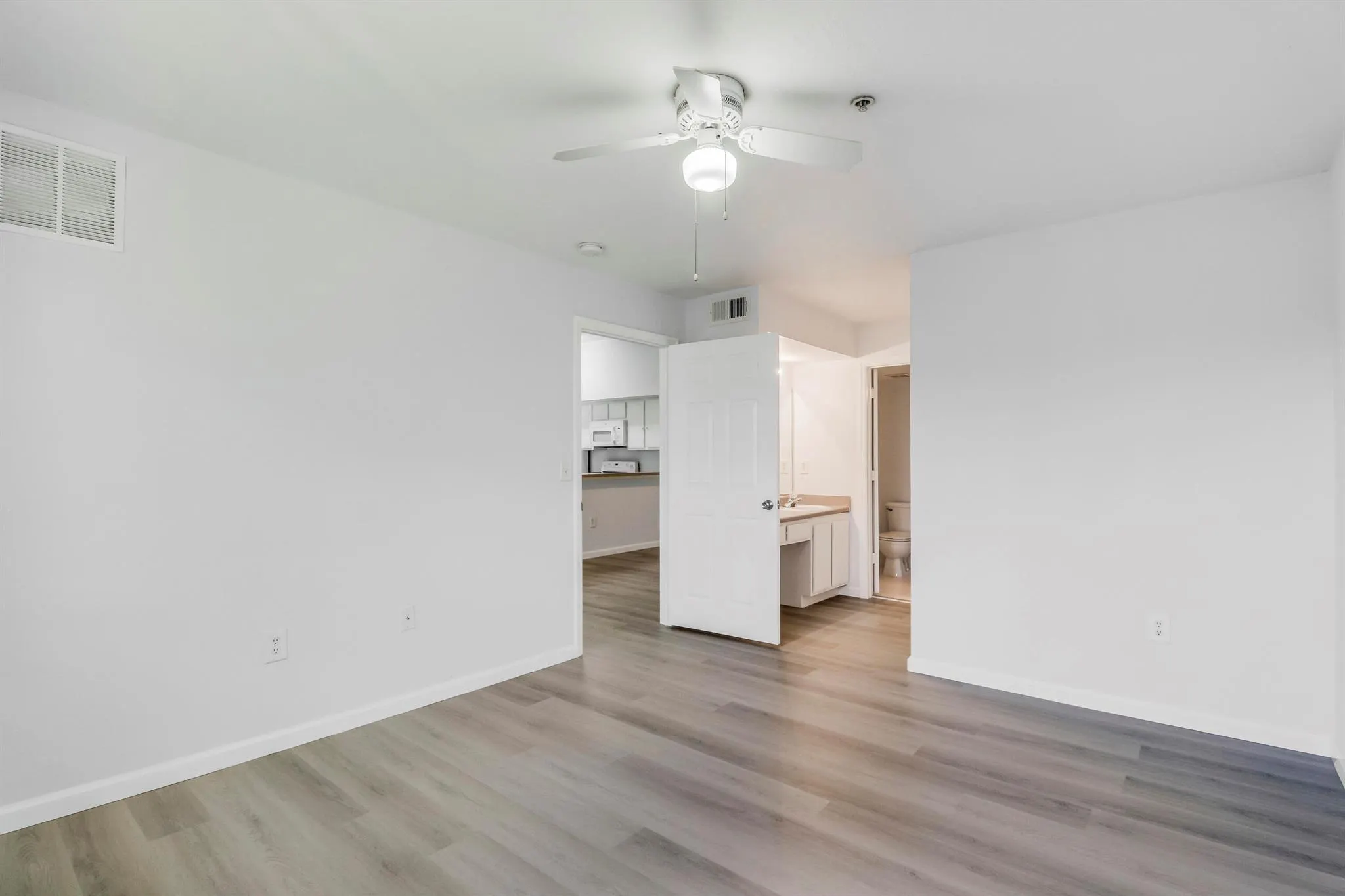 181 SW Palm Drive, #304