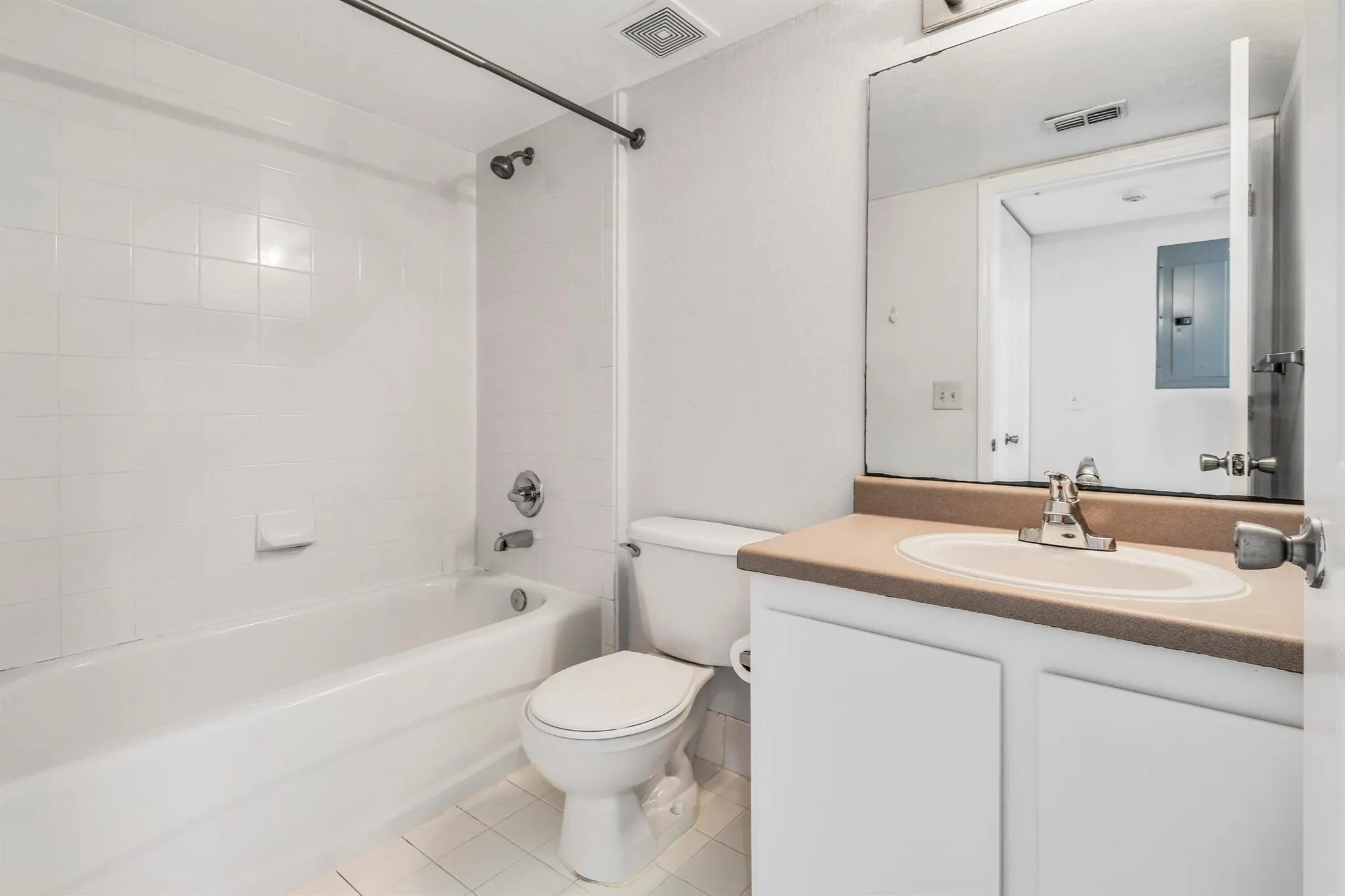 181 SW Palm Drive, #304