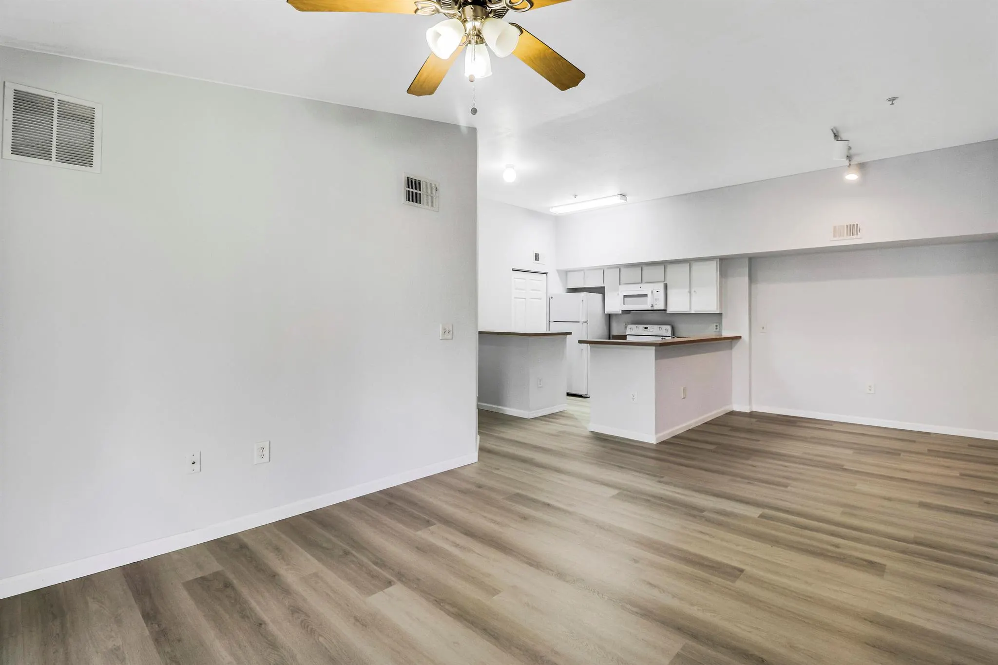 181 SW Palm Drive, #304