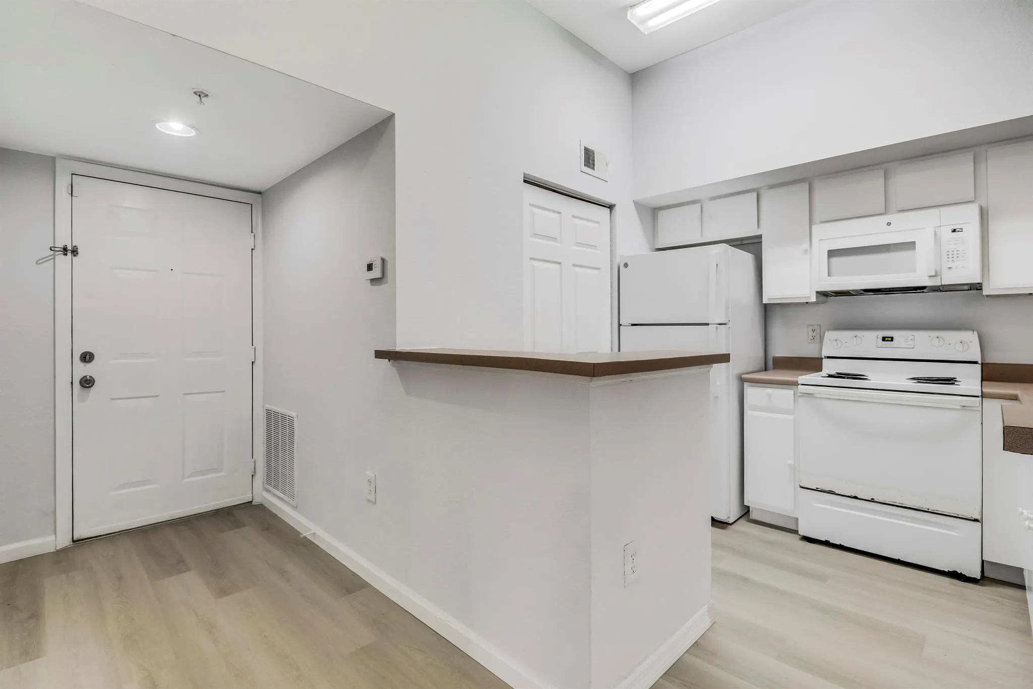 181 SW Palm Drive, #304