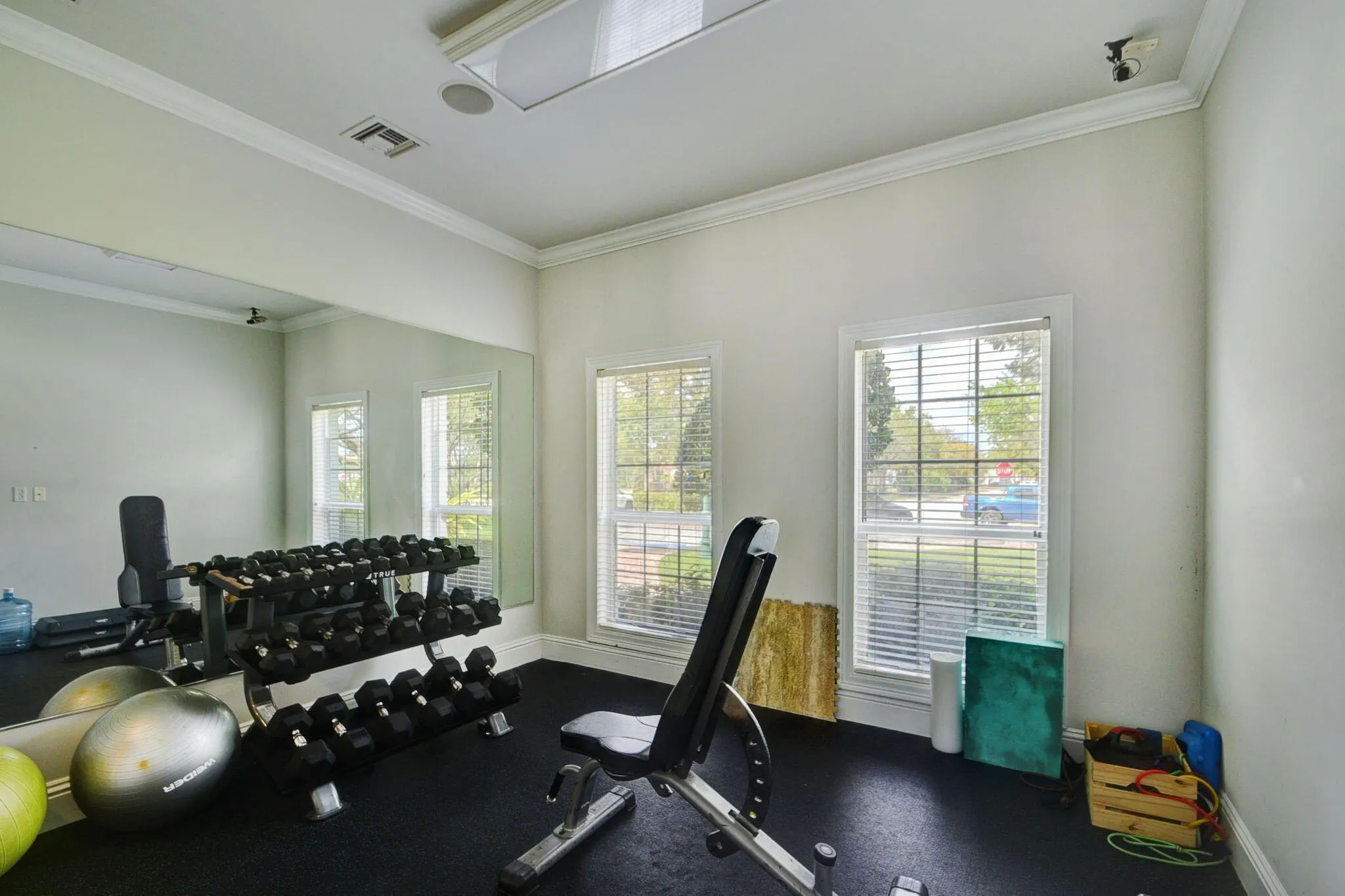2020 Alta Meadows Lane, #504