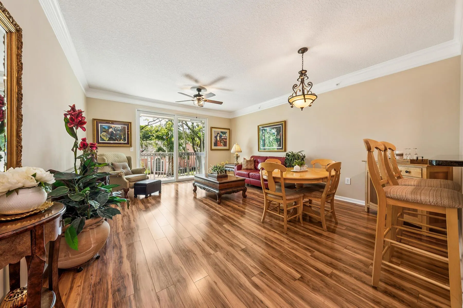 2020 Alta Meadows Lane, #504