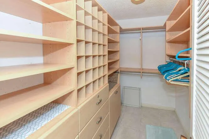 300 John F Kennedy Drive, #208