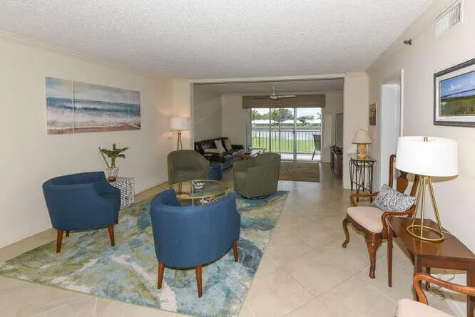 300 John F Kennedy Drive, #208