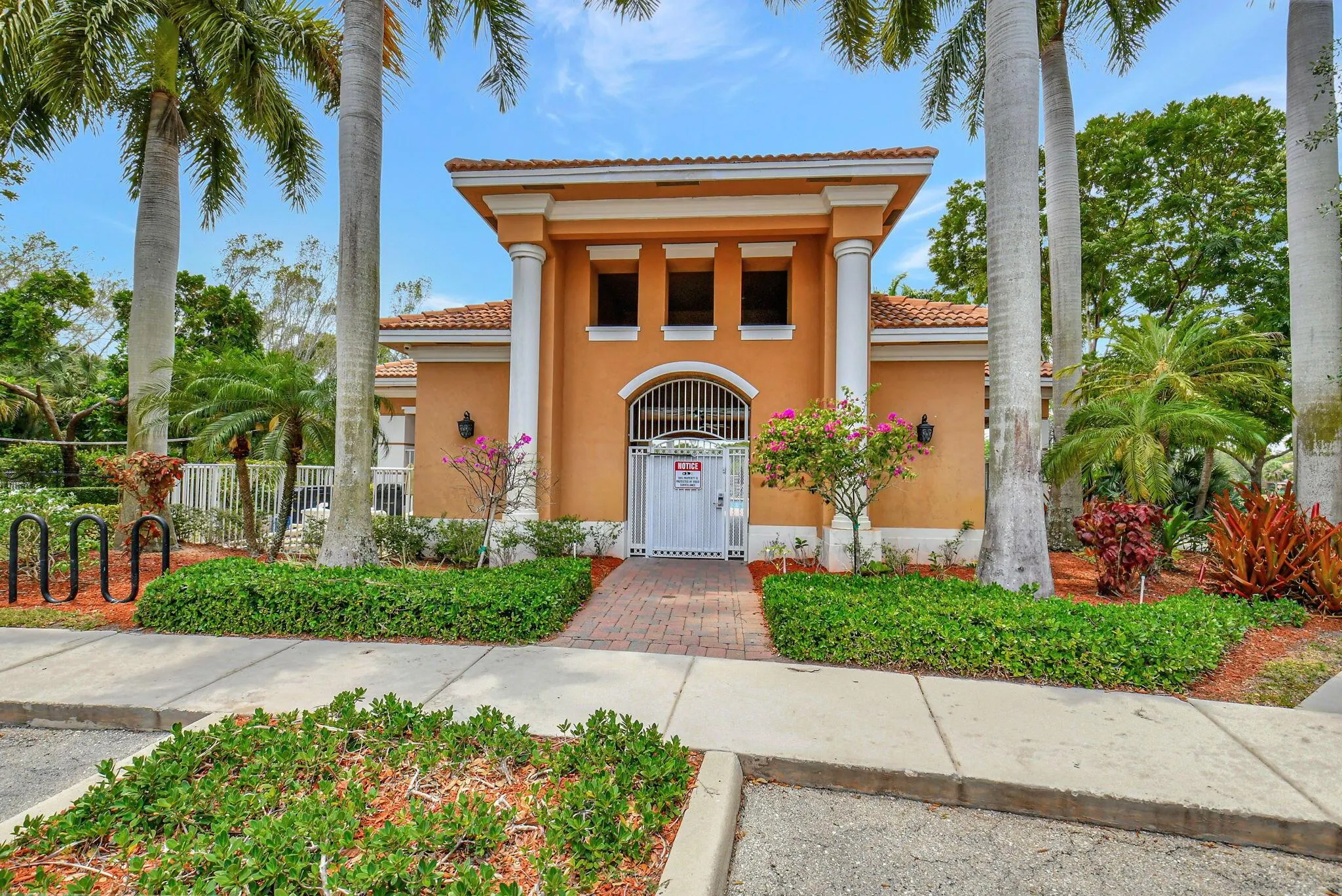 4582 Danson Way
