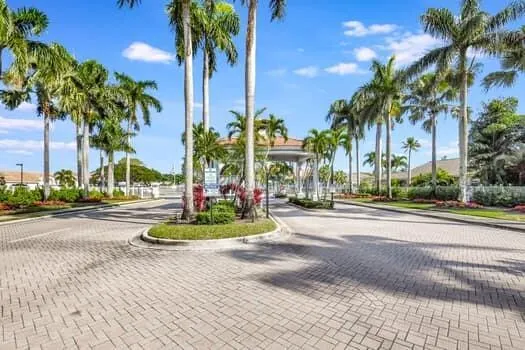 10299 Utopia Circle W