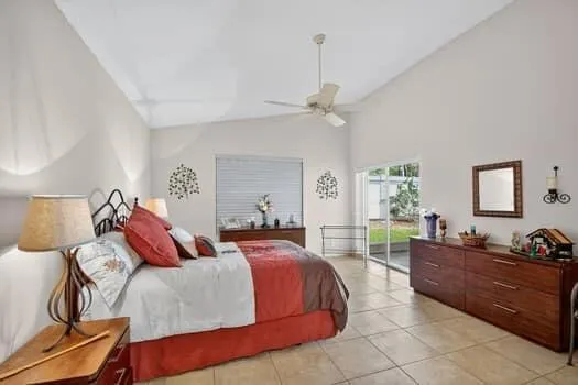 10299 Utopia Circle W