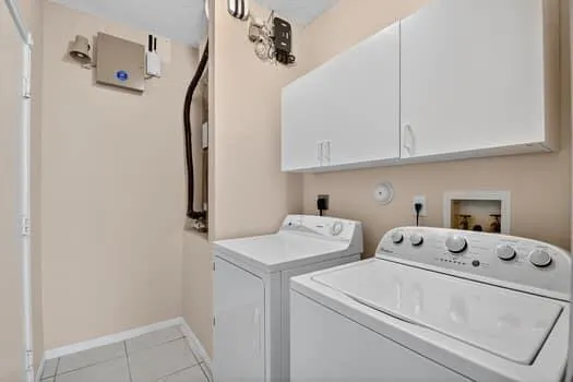 10299 Utopia Circle W