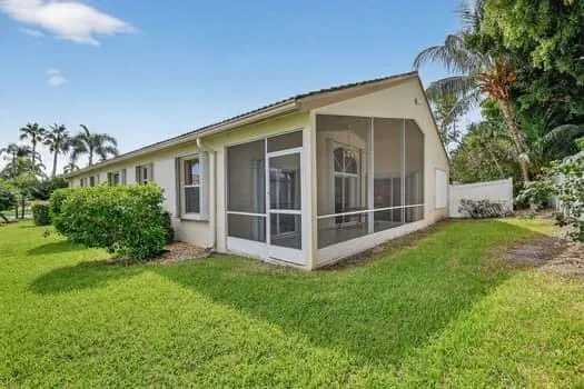 10299 Utopia Circle W