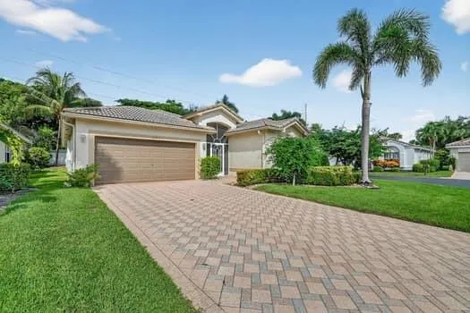 10299 Utopia Circle W