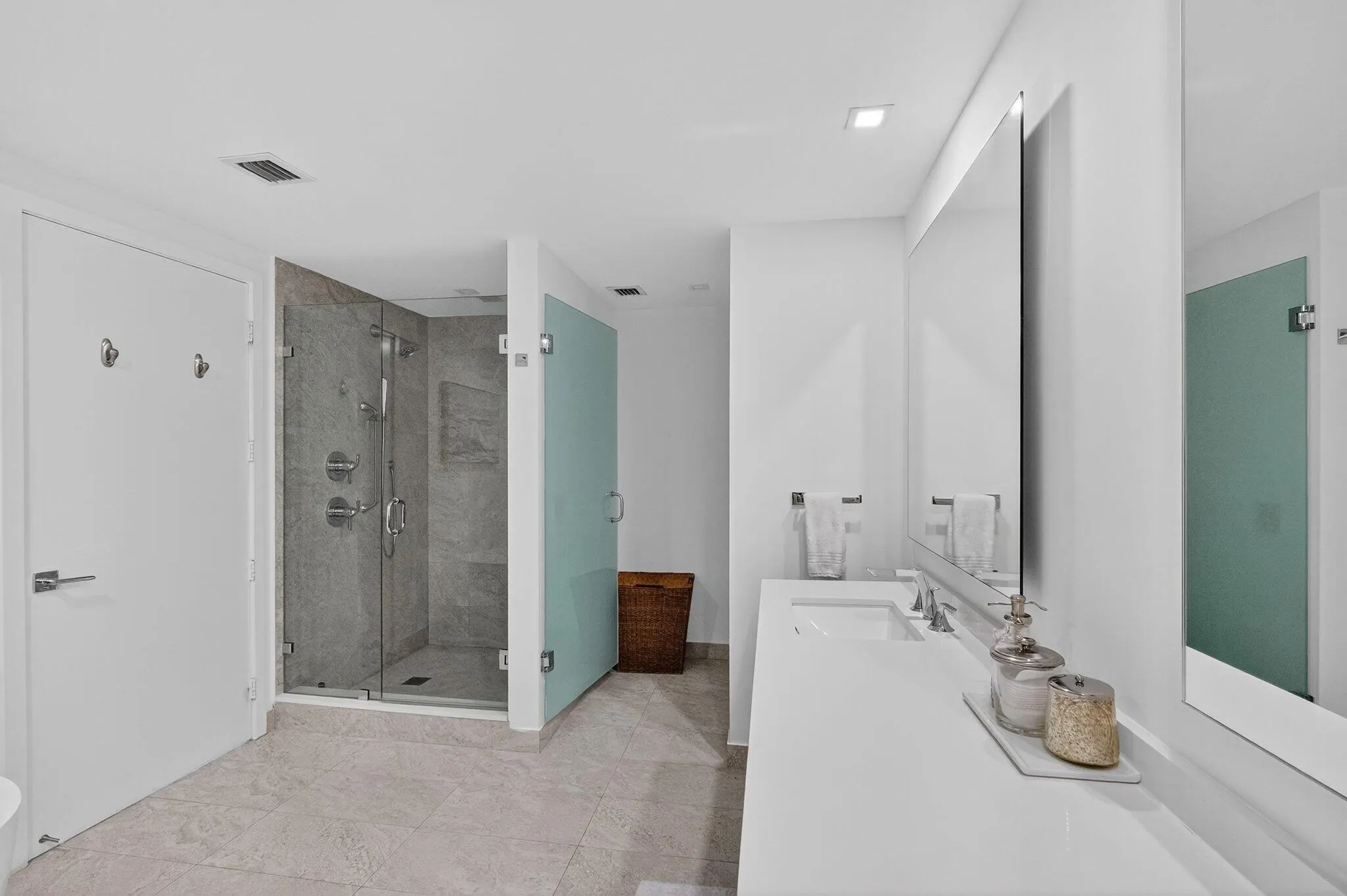 488 NE 18th Street NE, #4612
