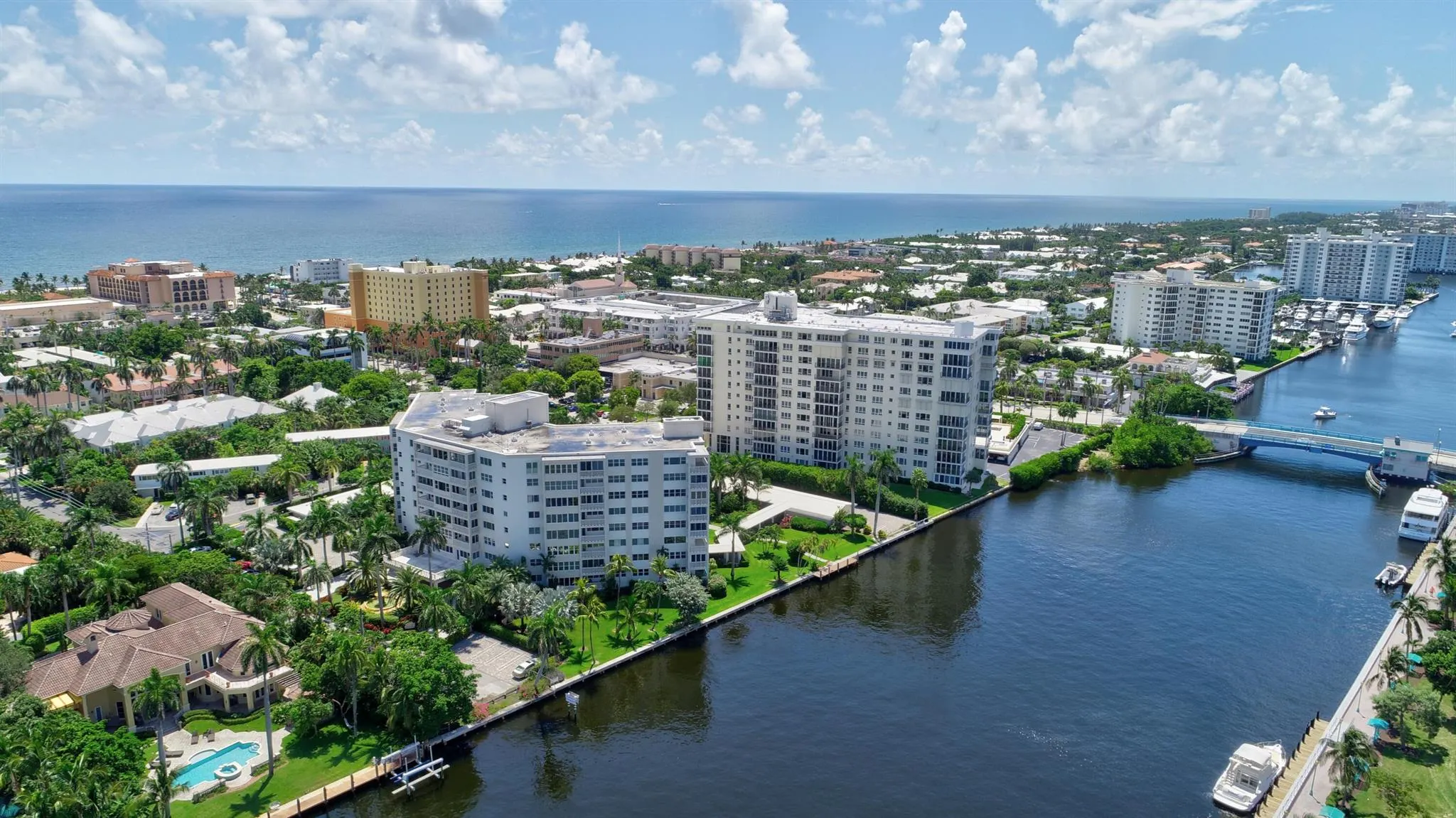 1000 Lowry Street, #7h