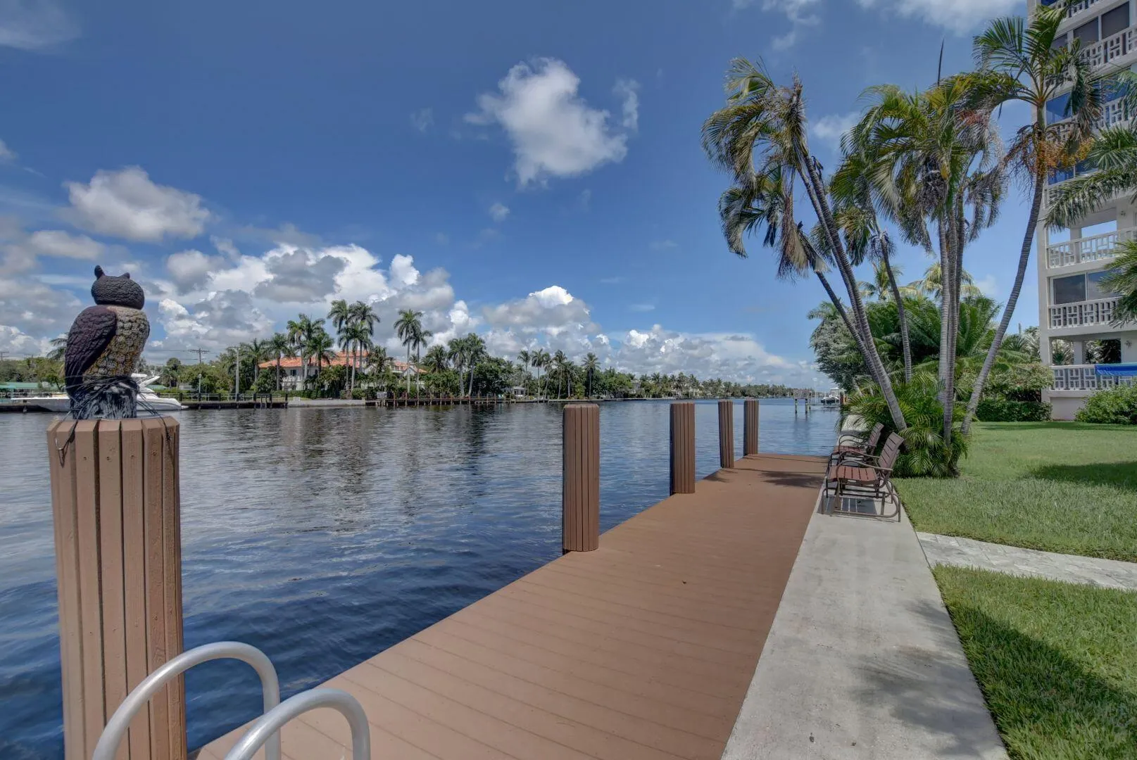 1000 Lowry Street, #7h