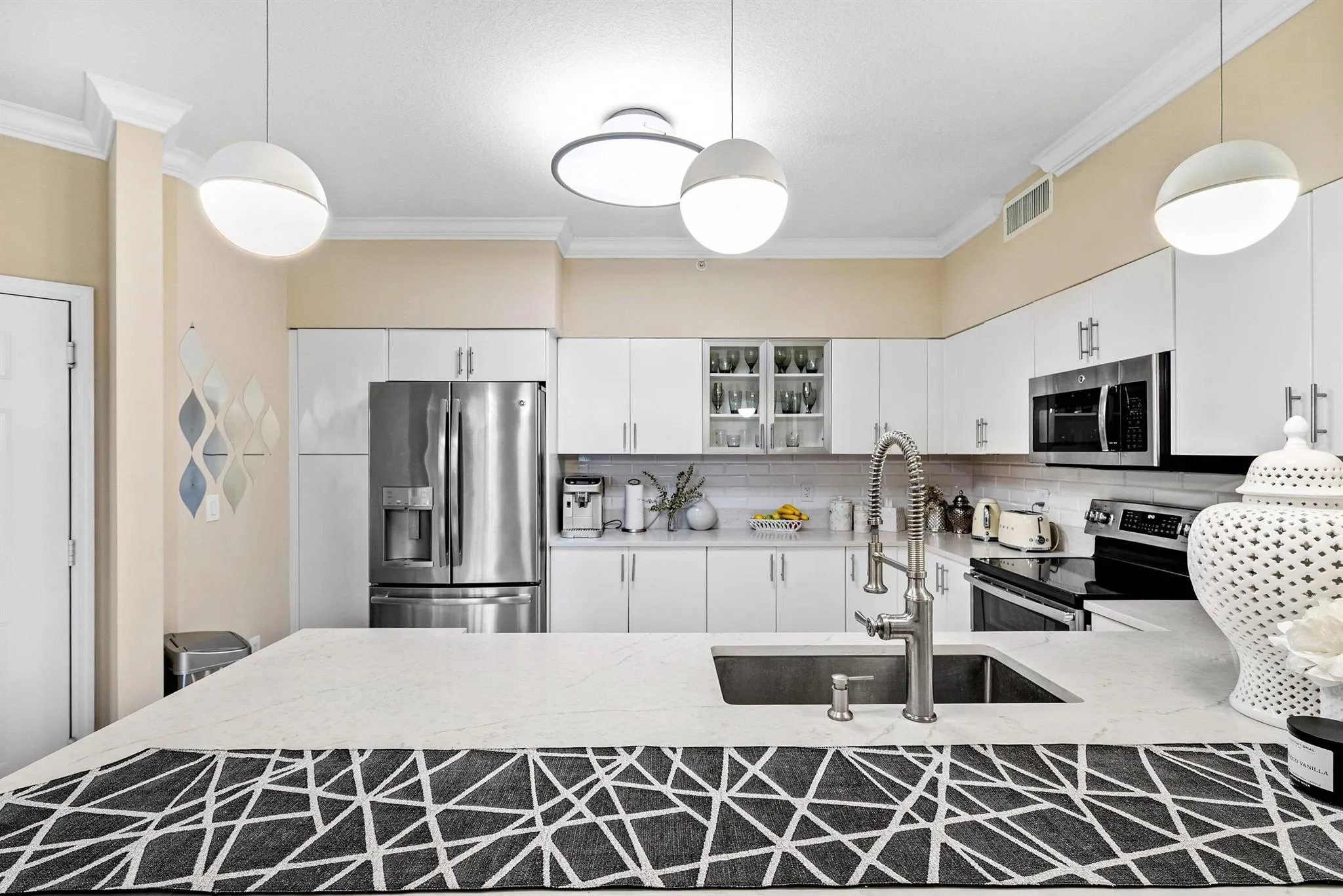 233 S Federal Highway, #509