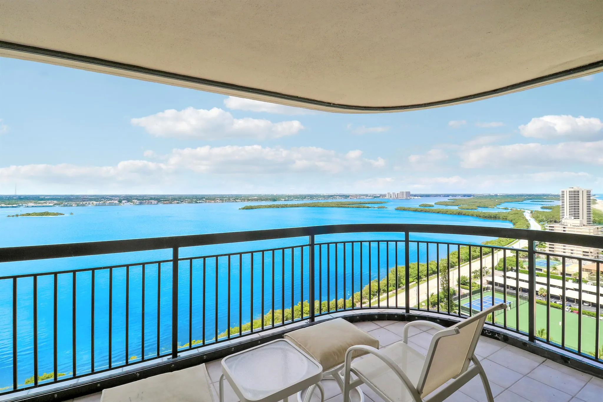 5380 N Ocean Drive, #22j