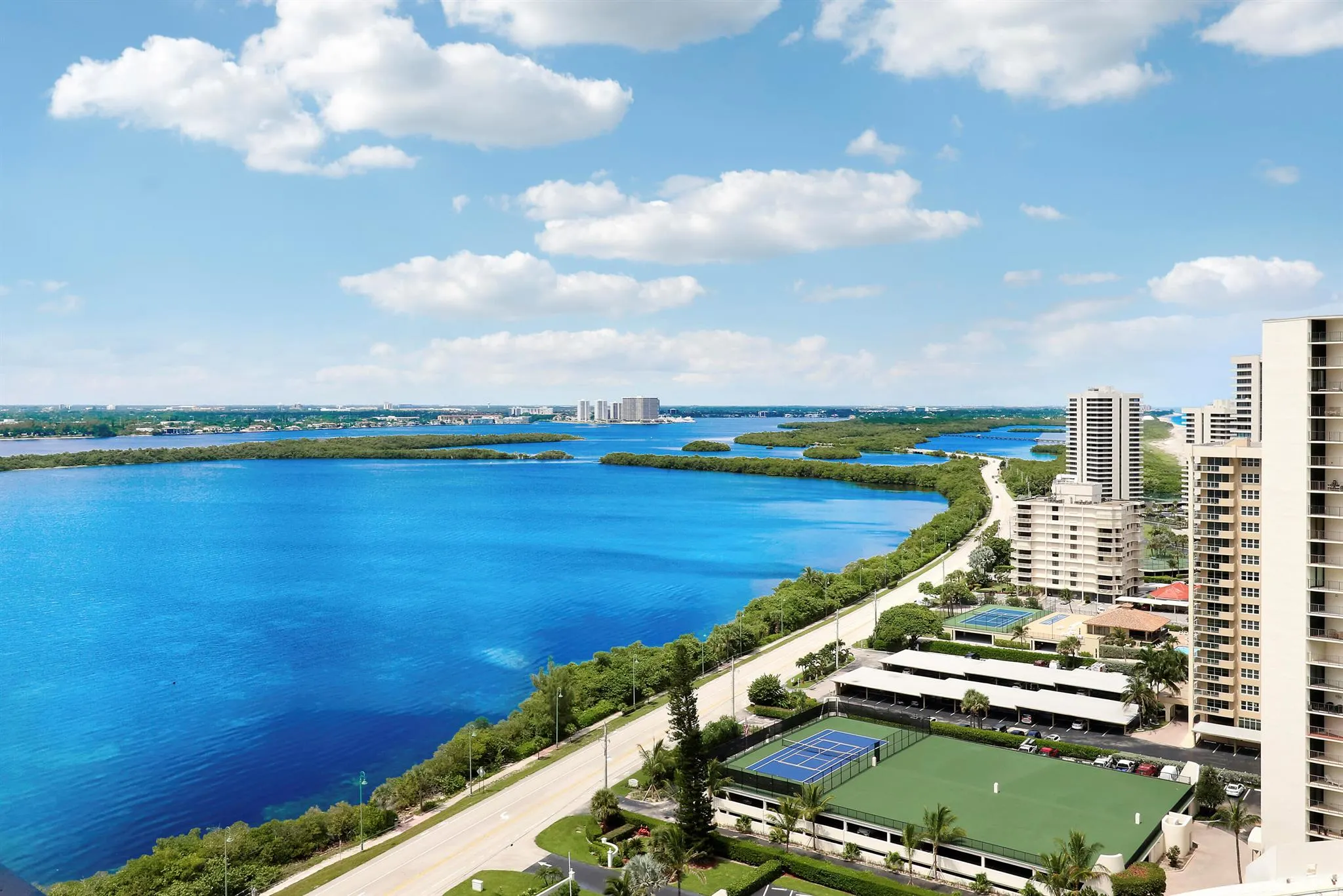 5380 N Ocean Drive, #22j
