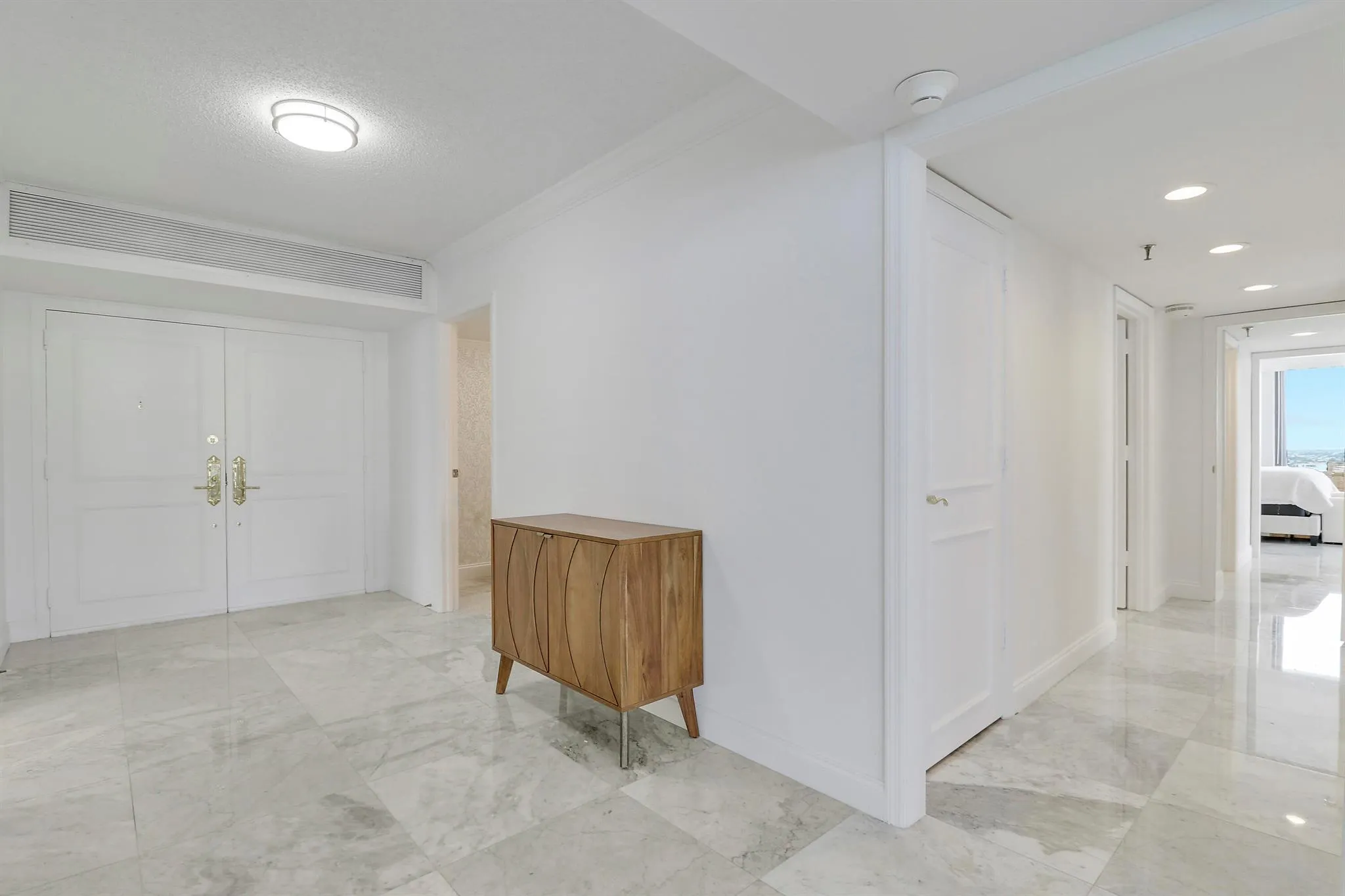 5380 N Ocean Drive, #22j